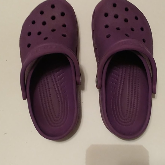 purple crocs size 7